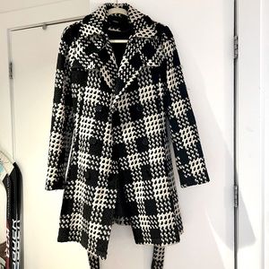 ❤️ SALE! ❤️ Express statement pea coat with belt